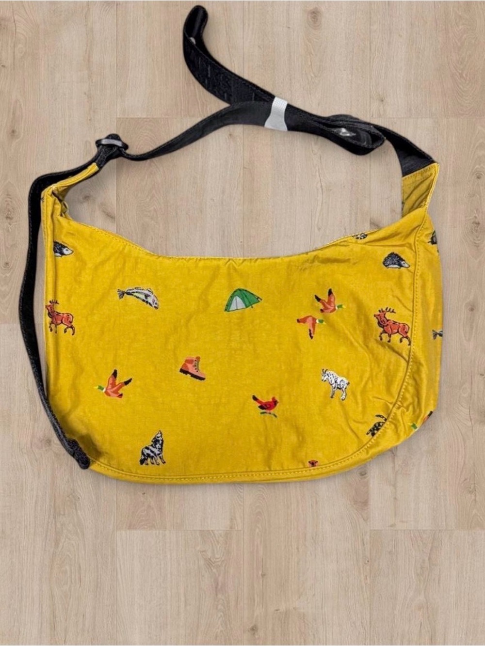 Naturalist x Baggu crescent bag by Parks Project